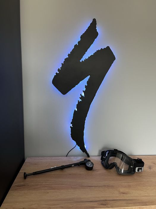Led na ściane Z wybraną marką roweru