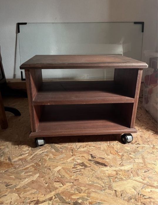 Mesa pequena TV madeira