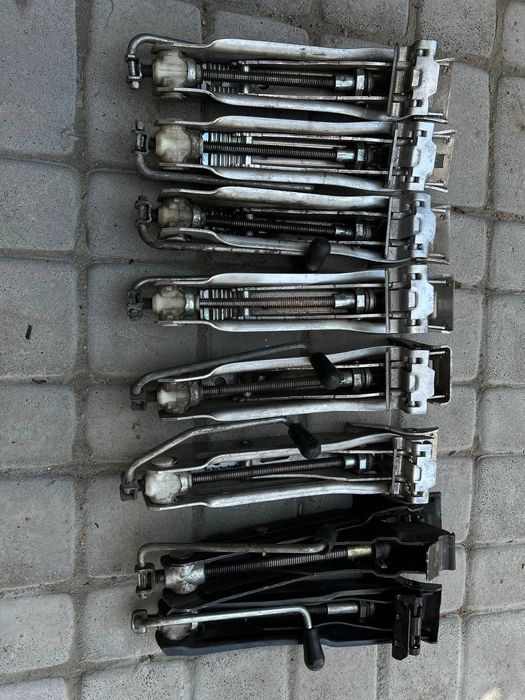 Домкраты,Домкрат оригінал Toyota  Kia