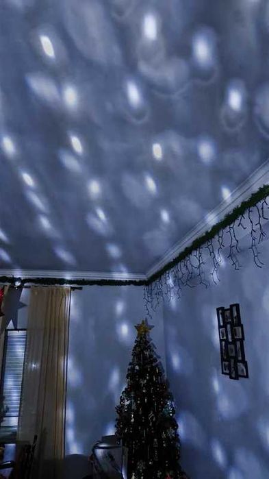 Projetor Luminoso exterior e interior com Efeito Neve Branco