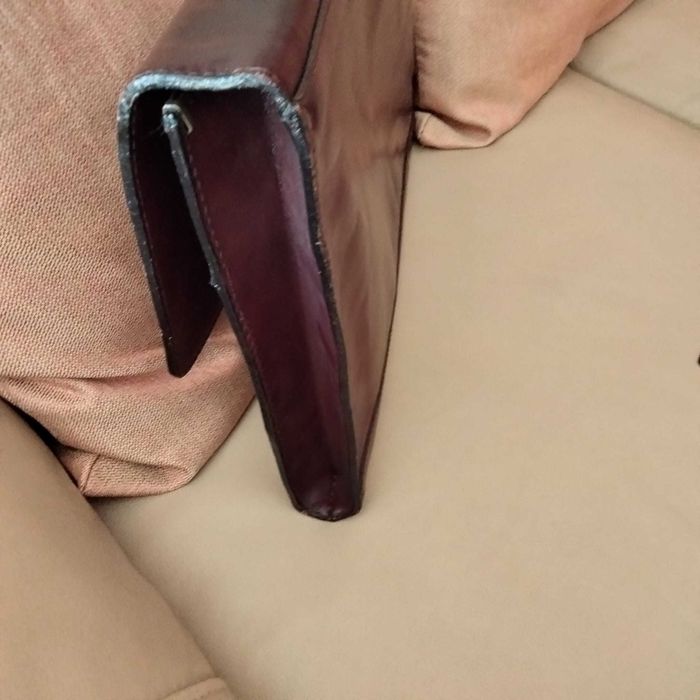 Pasta executivo em pele genuína (com chave)