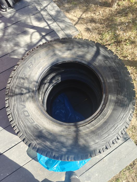 Opony Cooper Discoverer AT3 235/85 r16 2 sztuki bieznik 12mm