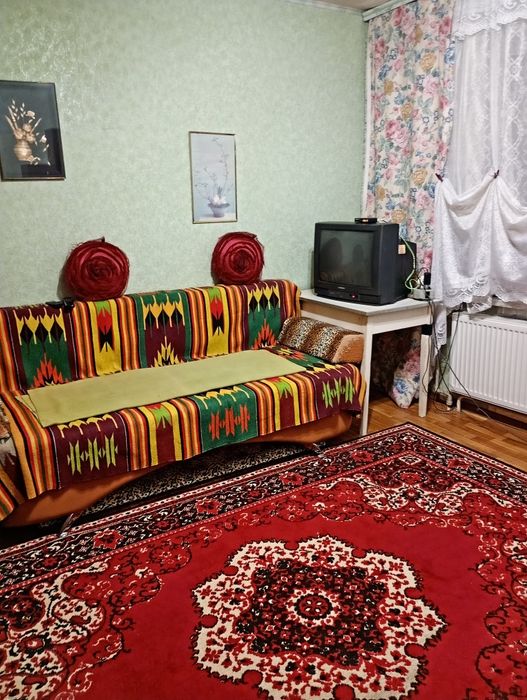 Продається 3х кімнатна квартира у селі Вільне (10 км до міста).