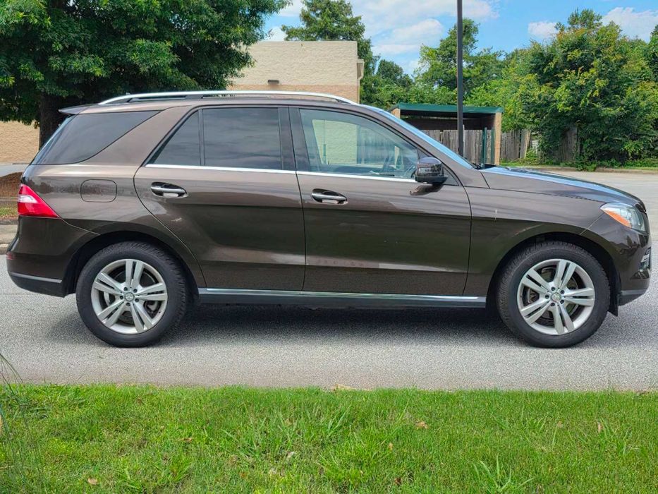 Mercedes-Benz M-Class ML 350 4MATIC      2013