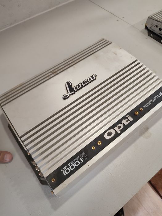 Amplificador LANZAR