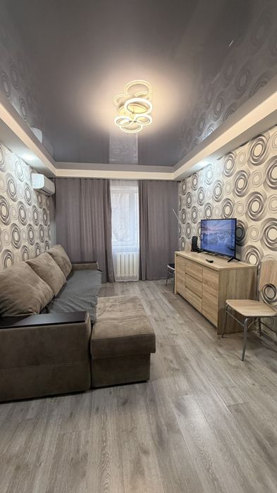 Продажа 2ой квартиры в Александровском р-не