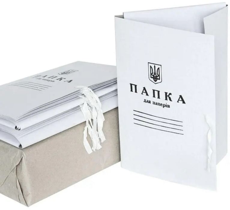 Папки для паперів на завʼязках
