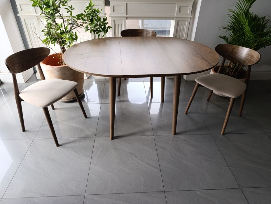 Stylowy Stół Okrągły do salonu lub kuchni 100 cm, bukowe nogi