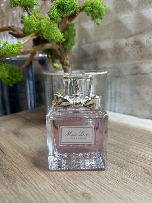 Perfumy dior blooming bouquet 100 ml nowe
