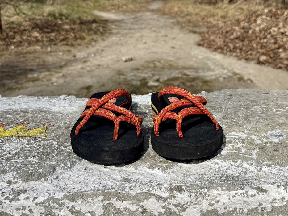 Жіночі шльопки, вєтнамки Teva