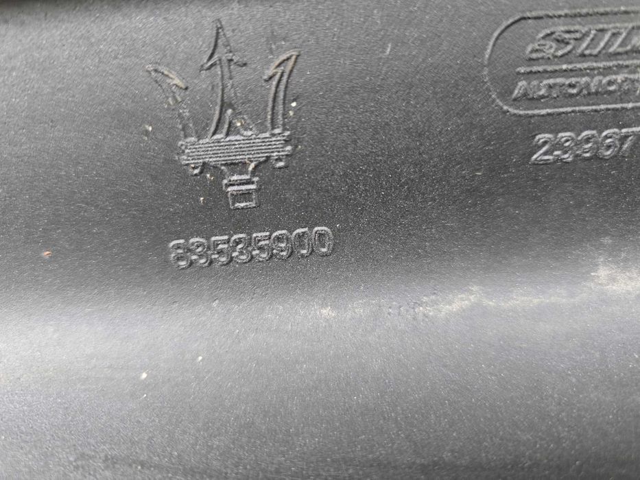 Maserati Granturismo MC nakładka listwa progowa próg progi LEWY PRAWY