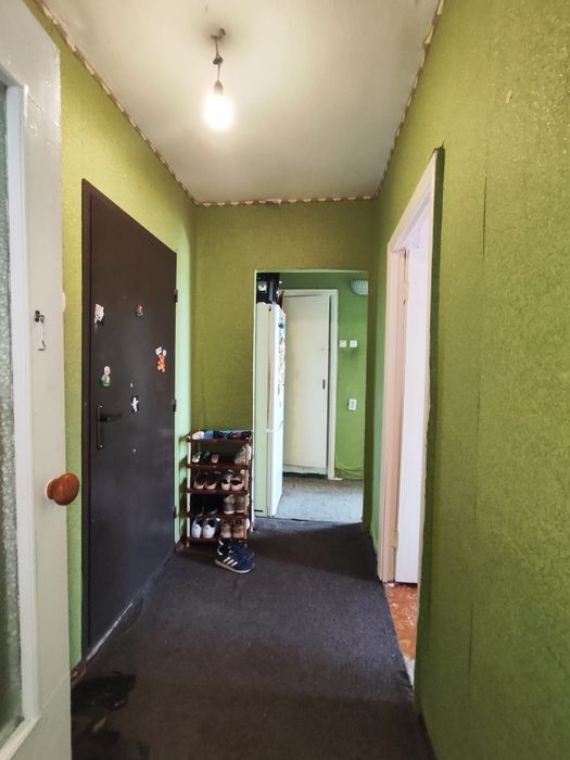 Продається 2 кім квартира з великими кухнею та балконом /297 квартал