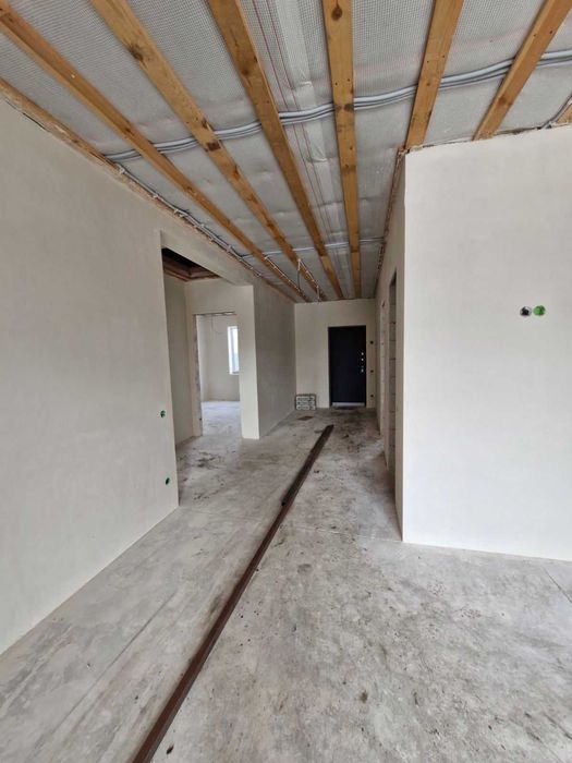 Продаж нового будинку, р-н вул. Бежівка, центр