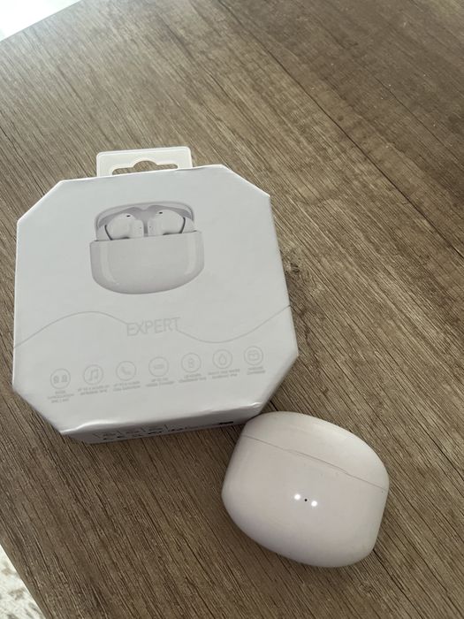 Sluchawki bezorzewodowe Wiraless Earphones