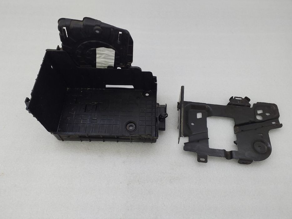 Base / caixa da bateria CITROËN C3 II (SC_)