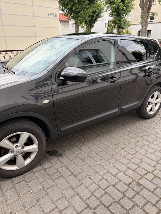 Auto Nissan Qashqai