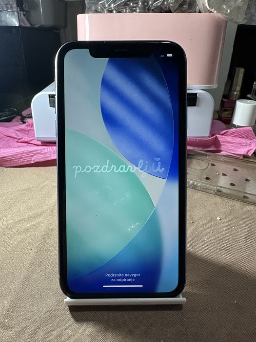 Iphone 11 Roxo em otimo estado