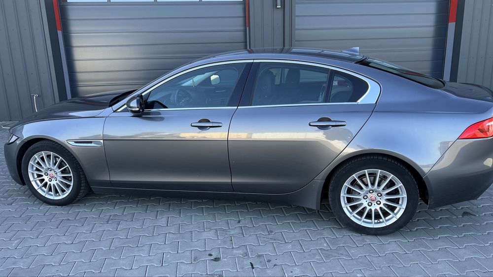 Jaguar XE 2015 2.0 Дизель