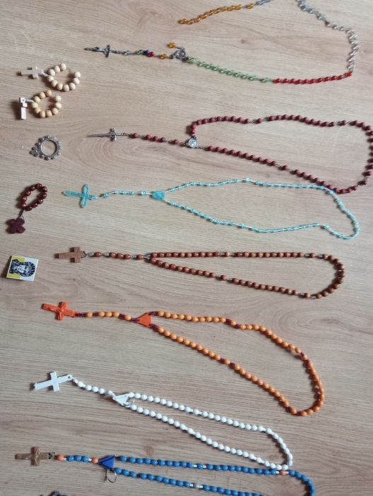 Różańce różańce różańce
