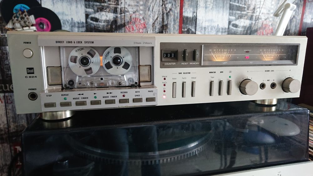 Кассетная дека DUAL C-824
