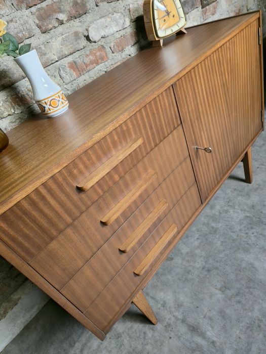 Komoda vintage prl Violetta po renowacji