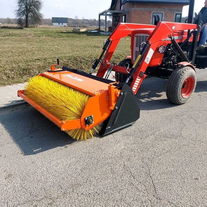 Osprzęt do ładowacza i ładowarki Łycha + szczotka hydrauliczna  2w1
