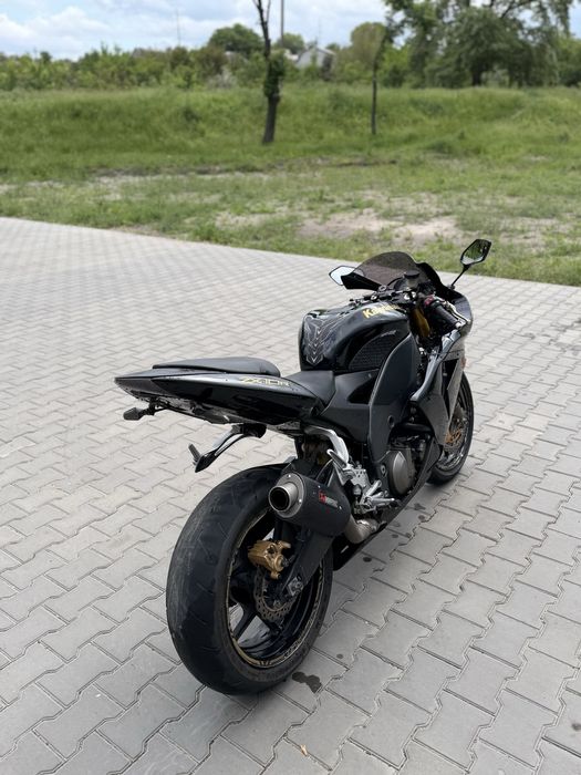 Продам Kawasaki Ninja zx10r