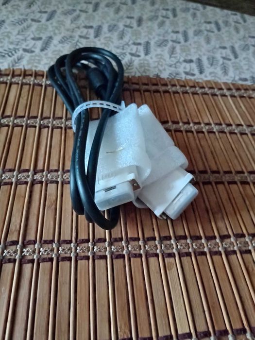 Кабель для монитора