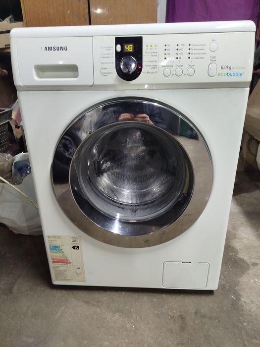 Продам стиральную машину Самсунг на 6 кг