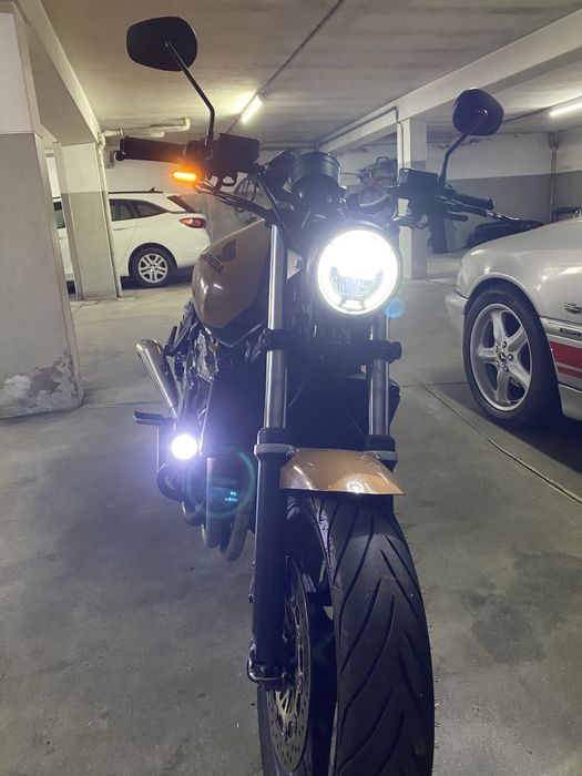 Honda cb1000 super four