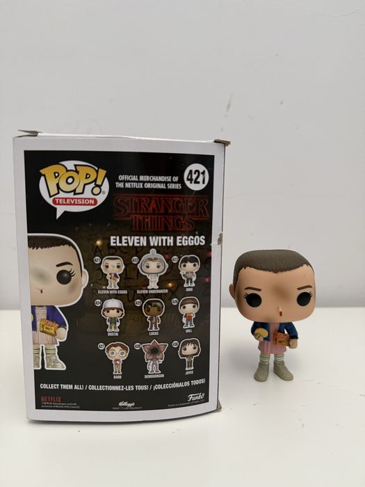 funko pop stranger things 421 eleven with eggos