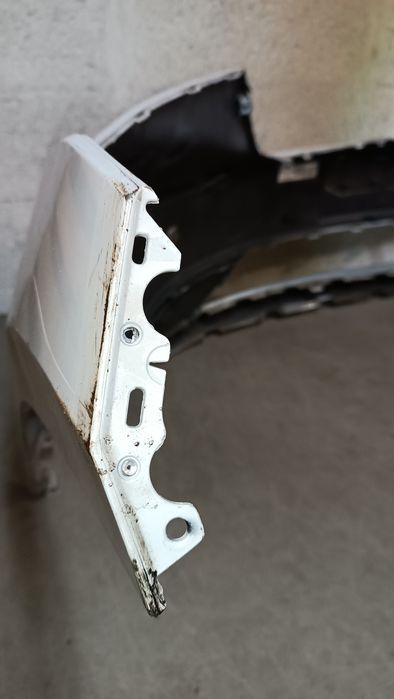 Vendo parachoque de frente scoda enyaq ano 2019/21