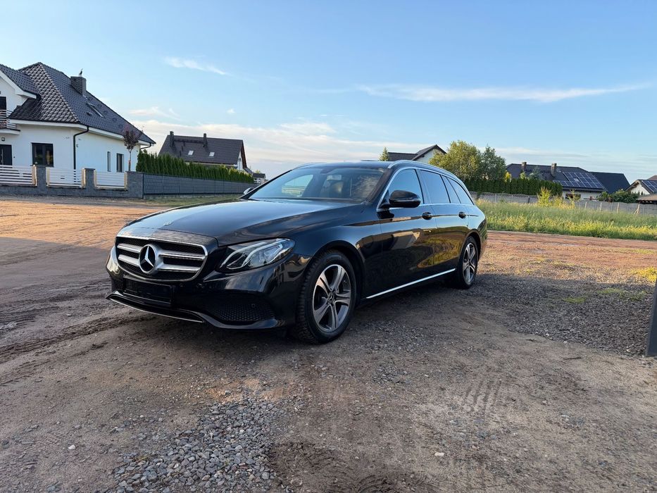 Mercedes-Benz Klasa E SPROWADZONY Z NIEMIEC * Bezwypadkowy * zapchany DPF