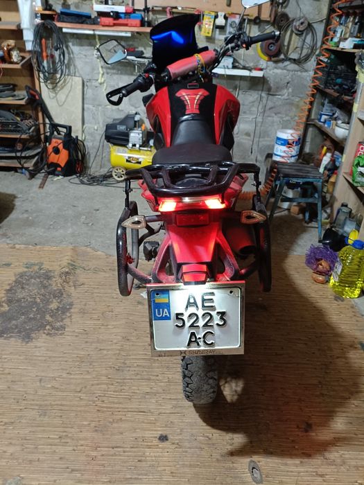 Продам мотоцикл Shineray x-trail 250