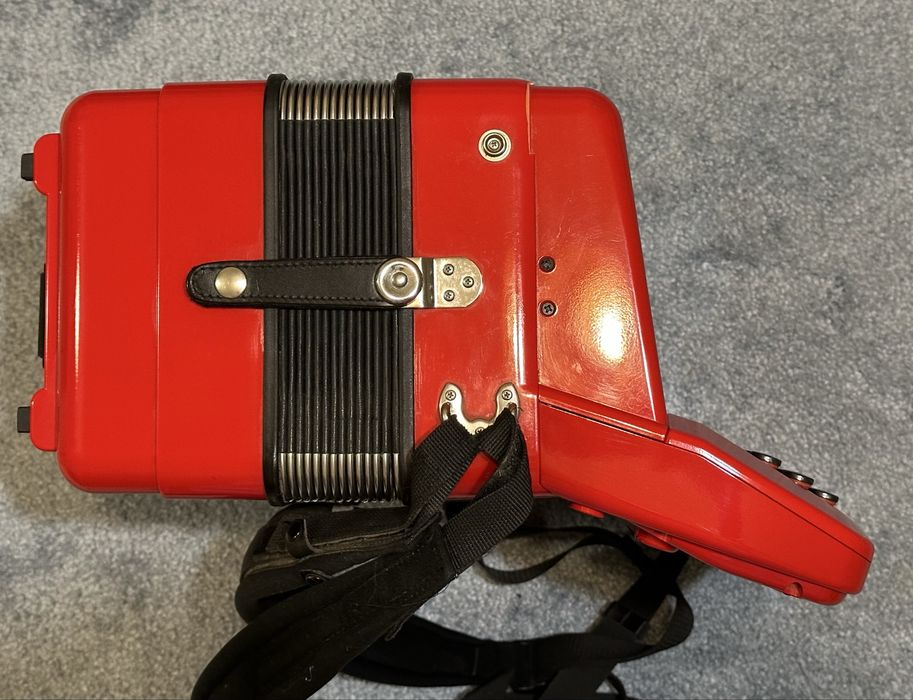 Concertina Roland FR-18