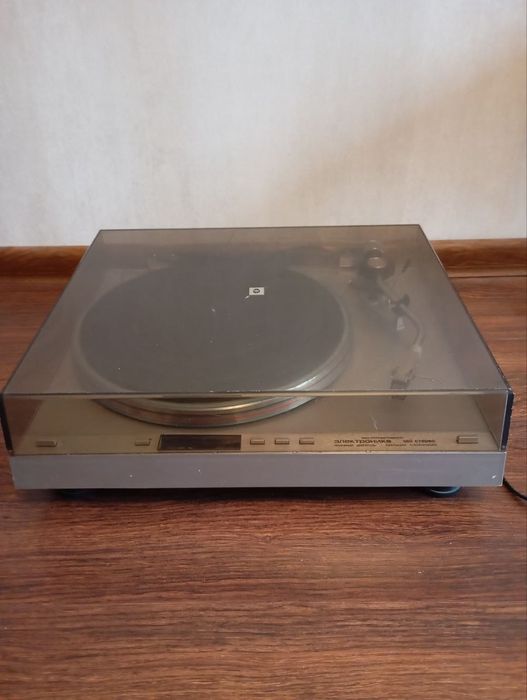 Проигрыватель Электроника 060