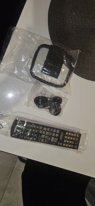 Amplituner Yamaha RX-V663 7.1