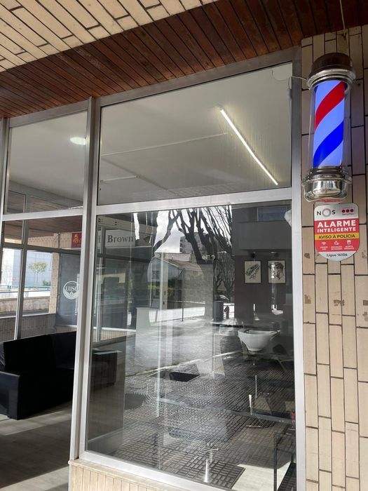 Barbearia em pleno funcionamento