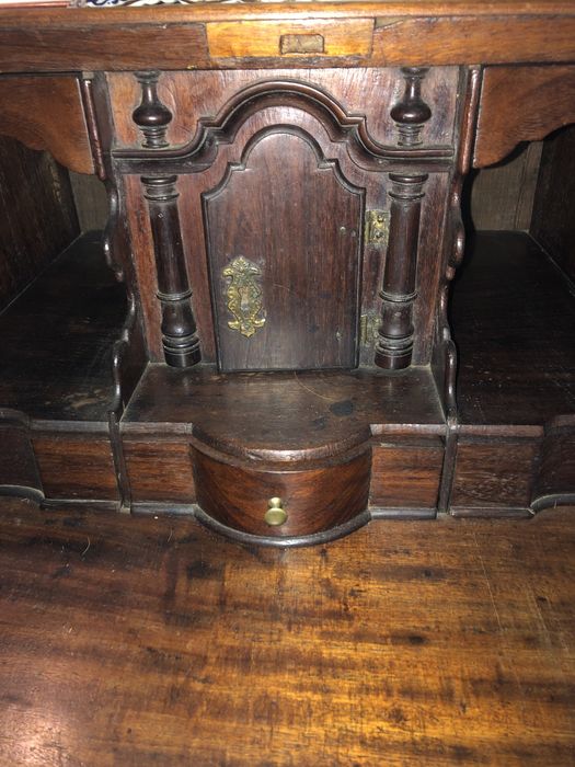 Papeleira / escrivaninha