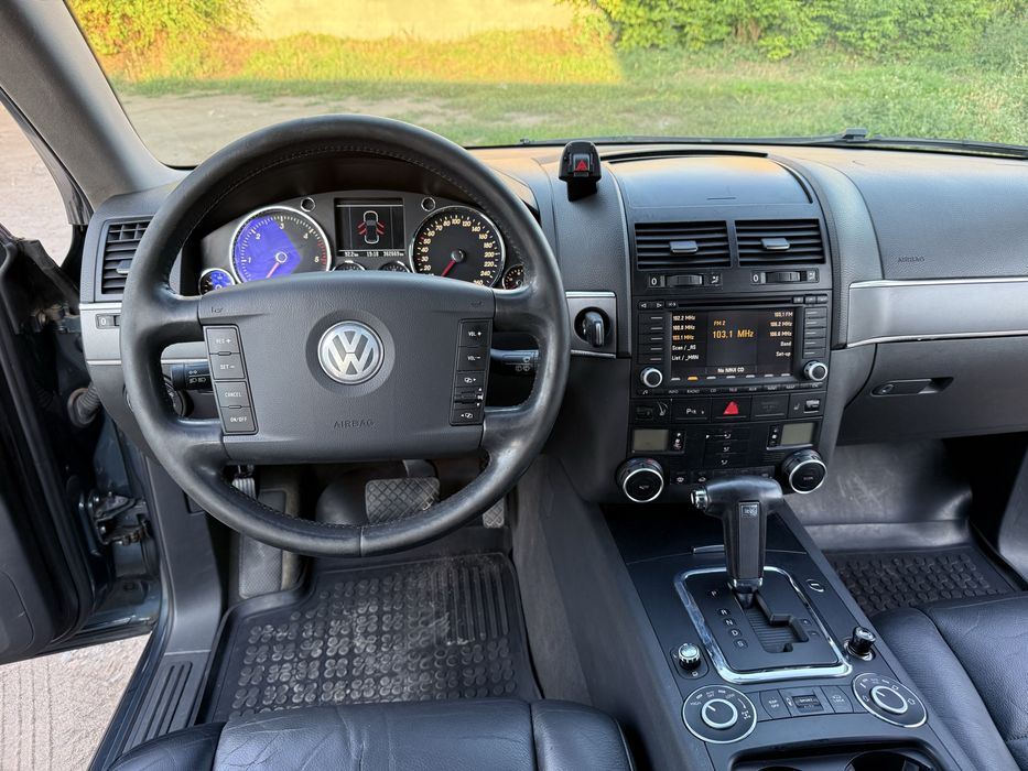 Продам Volkswagen Touareg