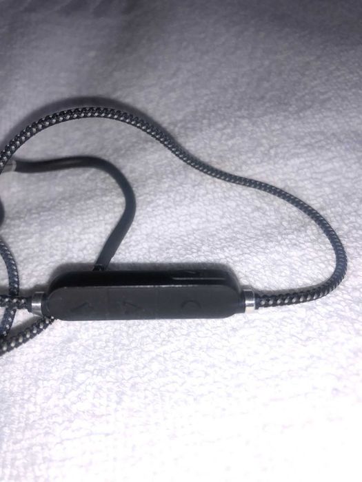3 Auriculares Bluetooth s/fio Magnéticos- Preto
