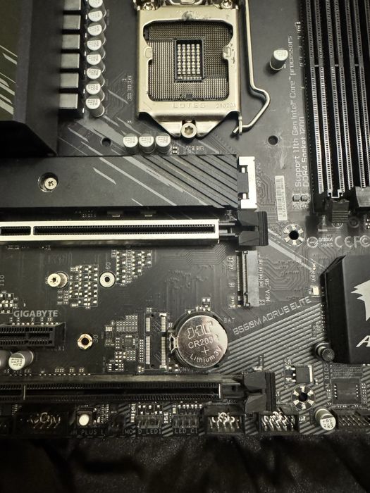 Материнська плата Gigabyte B560M Aorus Elite (s1200, Intel B560)