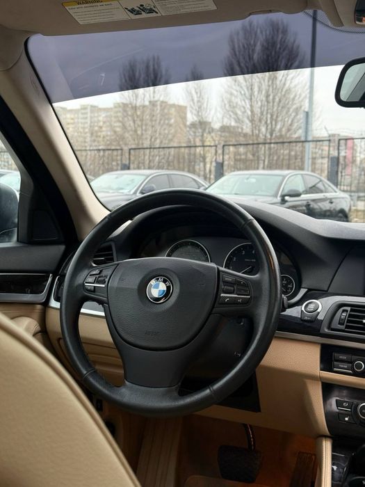 BMW 5 серия. Отличное состояние. 2.0. Автомат. 8500$