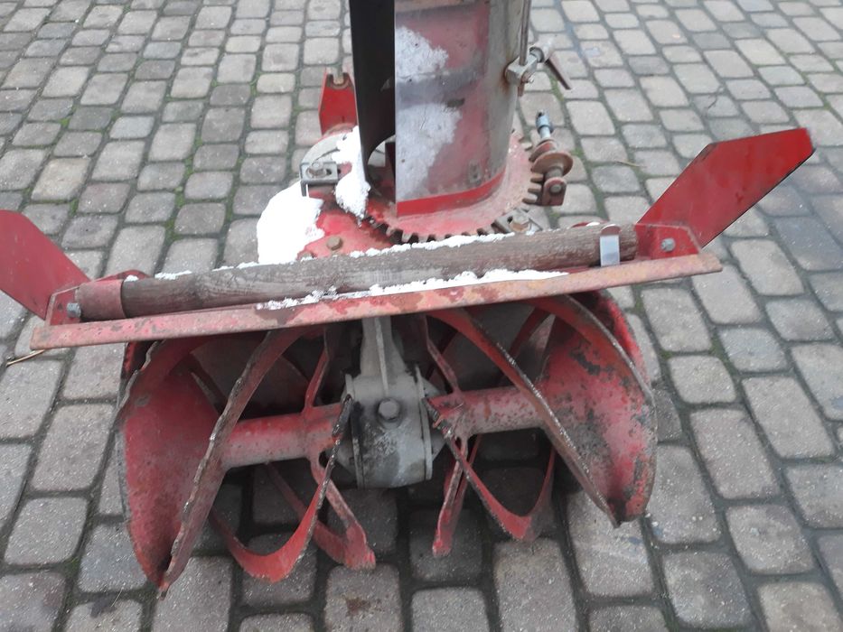 glebogryzarka agria +pług wirnikowy