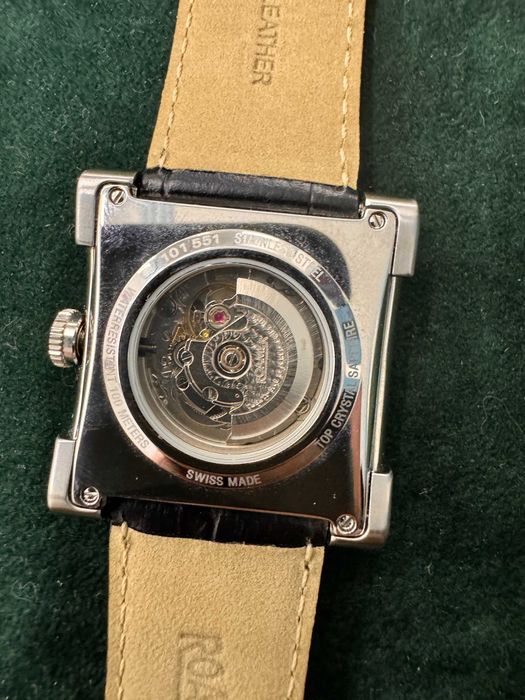 Новые  часы  ROAMER 101.551