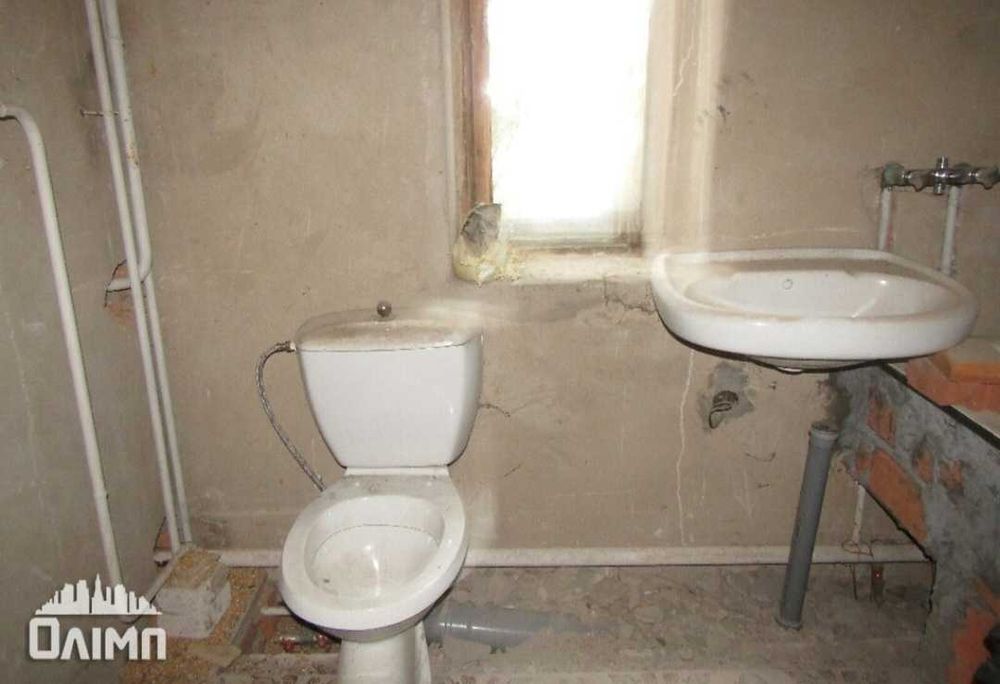 (5)   Продам будинок в м. Гнівань 6910