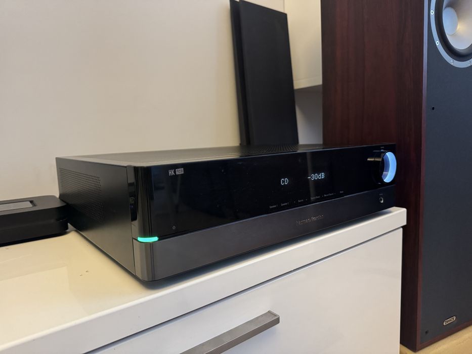 Harman Kardon HK980 - pancerny wzmacniacz stereo  | stan bardzo dobry