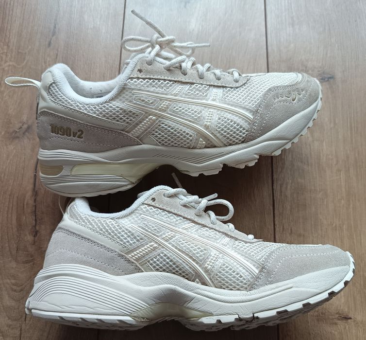Кросівки унісекс ASICS Gel 1090v2