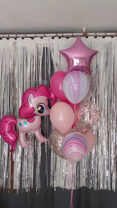 Надув кульок гелієм