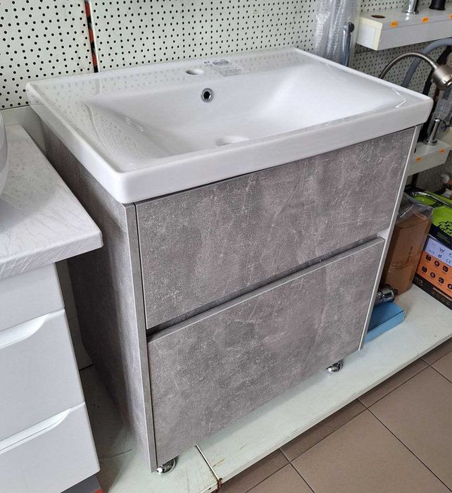 Меблі для ванної кімнати з умивальниками від 40 до 100см